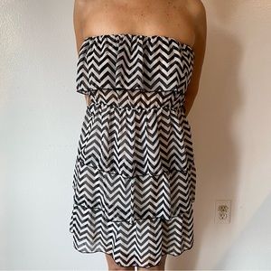 Short, strapless, chevron-print dress.